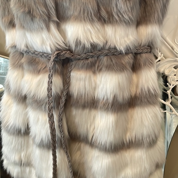 IFYKYK Forever 21 Does Amazing Faux Fur. SOFT, STRIPED & Stunning!!! - Picture 12 of 14